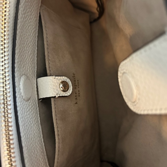 Kate Spade Knott Tulip Toss Embellished Medium Crossbody Tote KB282 White & Pink - Picture 10 of 16